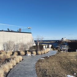 The Viewpoint Hotel - This is the entryway to the waterfront rooms.
