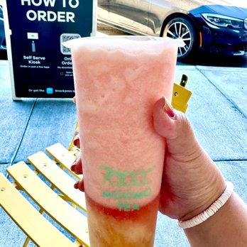 Moomo Tea - Pink Peach Slushy, comes with Crystal boba - Bubble Tea Near Me - Sunnyvale, California Moomo Tea - Pink Peach Slushy, comes with Crystal boba - Bubble Tea Near Me - Sunnyvale, California