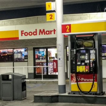 Shell - a gas station at night - Gas Stations Near Me - Redding, California