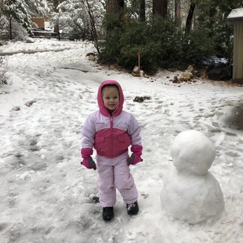 Idyllbrook Gazebo Vacation Cabin - Snowman in his early stages - Vacation Rentals Near Me - Idyllwild-Pine Cove, California Idyllbrook Gazebo Vacation Cabin - Snowman in his early stages - Vacation Rentals Near Me - Idyllwild-Pine Cove, California
