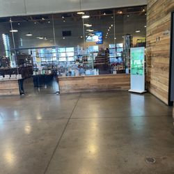 JR Cigar Outlet - Tampa - Humidor