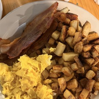Eggsquisite Cafe - American Near Me - Montgomery, Illinois Eggsquisite Cafe - American Near Me - Montgomery, Illinois