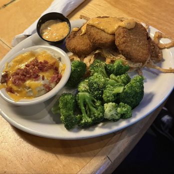 Logan's Roadhouse - Crispy Crab Cakes - Steakhouses Near Me - Plainfield, Indiana Logan's Roadhouse - Crispy Crab Cakes - Steakhouses Near Me - Plainfield, Indiana