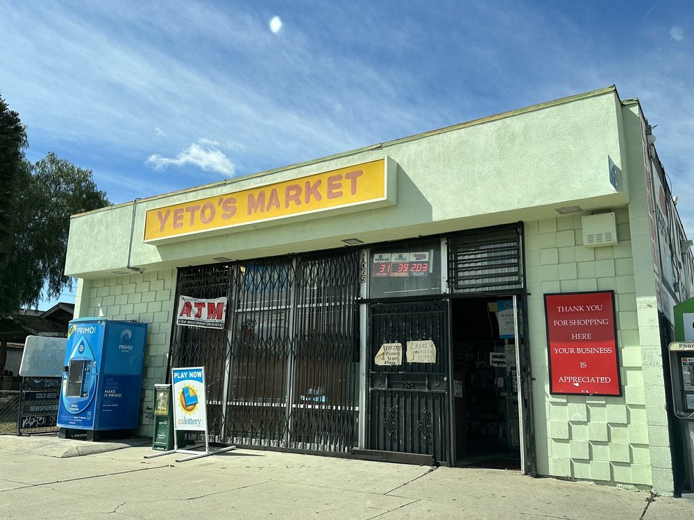 Yeto's Market Logo