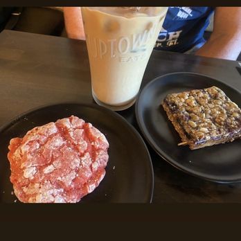 Uptown Eats - Cafes Near Me - St. Petersburg, Florida