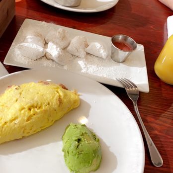 Brick And Spoon - Pigeon Forge - Omelette with avocado, and Cafe Beignets. - Breakfast & Brunch Near Me - Pigeon Forge, Tennessee