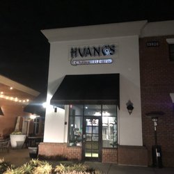 Huang's China Bistro - Exterior