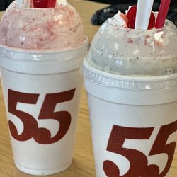 Hwy 55 Burgers Shakes & Fries - Milkshakes were good and the strawberry was the best flavor and good customer service