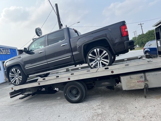 Superior Auto & Body