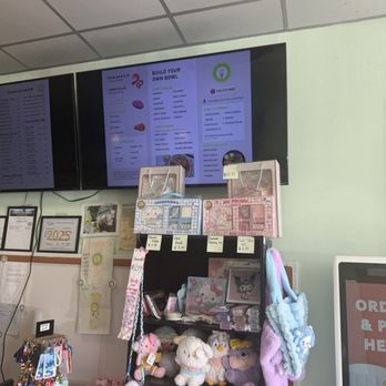 Meet Tea & Poke - Inside - Poke Near Me - O'Fallon, Missouri