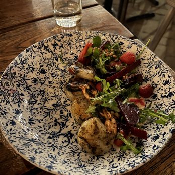 The Dawson - Beet salad with shrimp - American Near Me - Chicago, Illinois