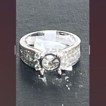 Godwin's Jewelers - Sells counterfeit jewelery do not deal with Ronnie GDwin - Jewelry Near Me - Bainbridge, Georgia Godwin's Jewelers - Sells counterfeit jewelery do not deal with Ronnie GDwin - Jewelry Near Me - Bainbridge, Georgia