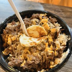 K-BOP - Beef Rice topped with barbecued marinated tender beef, mixed veggies, spinach, green onion, stir fried glass noodles, pan fried egg.