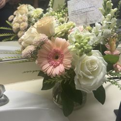 Redshaw's Flower Shop