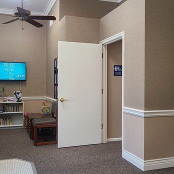 La Verne Optometry - Inside reception look - Optometrists Near Me - La Verne, California La Verne Optometry - Inside reception look - Optometrists Near Me - La Verne, California