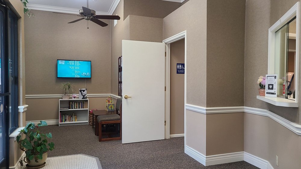 LA VERNE OPTOMETRY Updated September 2024 42 Reviews 2248 D St