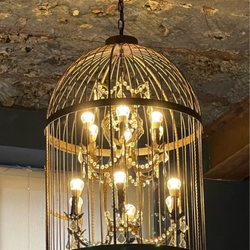 The Coal Exchange - chandelier