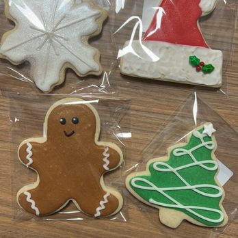 Sweet Expressions Desserts - Christmas sugar cookies - Desserts Near Me Sweet Expressions Desserts - Christmas sugar cookies - Desserts Near Me