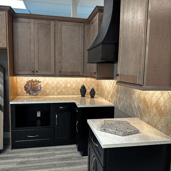 RPI Kitchen and Bath - Procraft Cabinetry in Espresso and Nutmeg.
Pompeii Quartz Mistero Gold
Jefferey Alexander Cabinet Hardware
and Elysium Glass Tile. - Kitchen & Bath Near Me - Cape Coral, Florida RPI Kitchen and Bath - Procraft Cabinetry in Espresso and Nutmeg.
Pompeii Quartz Mistero Gold
Jefferey Alexander Cabinet Hardware
and Elysium Glass Tile. - Kitchen & Bath Near Me - Cape Coral, Florida