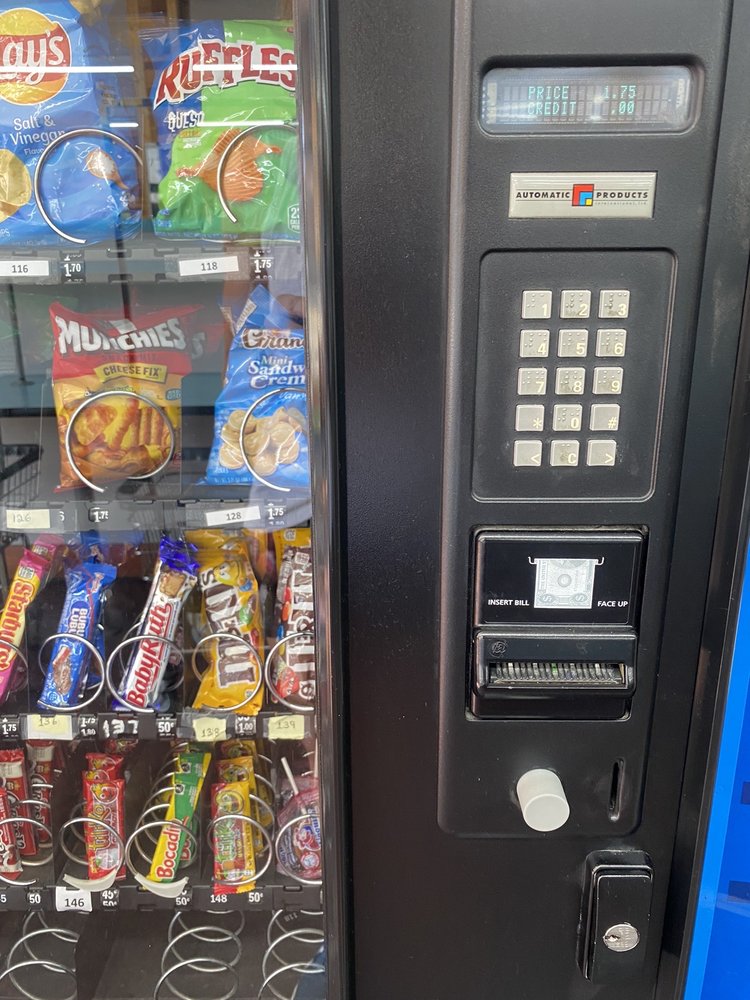 LOS LAVADEROS COIN LAUNDRIES Updated September 2024 82 Photos & 36 Reviews 4371 Melrose