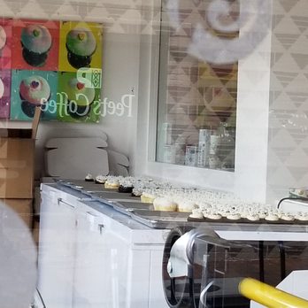Georgetown Cupcake - Georgetown Cupcakes - Cupcakes Near Me - Washington, DC, District of Columbia