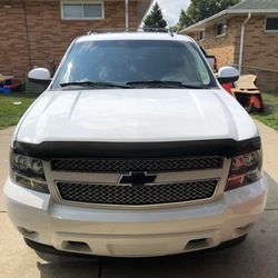 Safety Auto Glass - Took picture when I got home of my Suburban after glass installation.