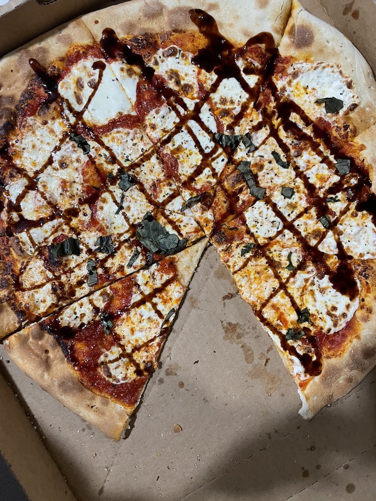 SOUTH FLO PIZZA IN HEB Updated October 2024 29 Photos & 25