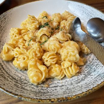 Von's 1000Spirits - Original Mac and 4 Cheeses - Burgers Near Me - Woodinville, Washington