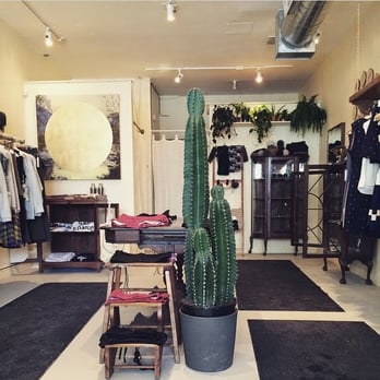 Victoire - 209 Dalhousie - Accessories Near Me - Ottawa, Ontario Victoire - 209 Dalhousie - Accessories Near Me - Ottawa, Ontario