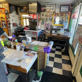 Tommy's Burger Stop - Burgers Near Me - Anchorage, Alaska