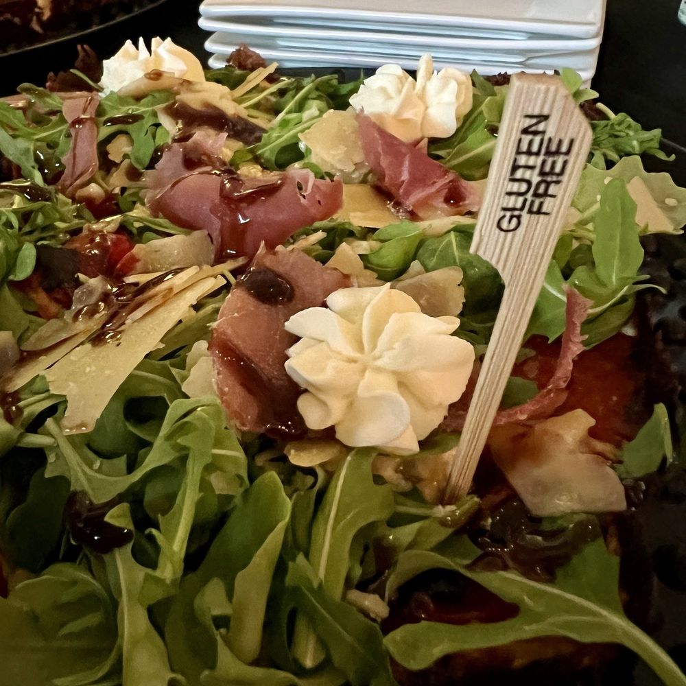 Fiammé - Gluten Free Detroit style pizza - Pizza Near Me - Naperville, Illinois Fiammé - Gluten Free Detroit style pizza - Pizza Near Me - Naperville, Illinois