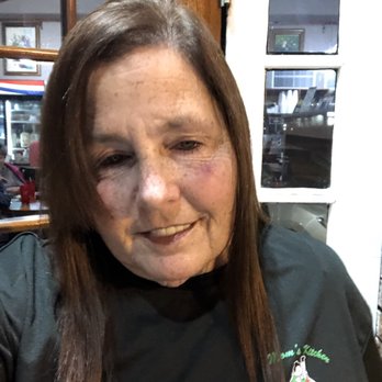 Mom's Kitchen - Tonight. You know you go often when you represent in their shirt without being asked. Lmao. - Breakfast & Brunch Near Me - Lake Worth, Florida