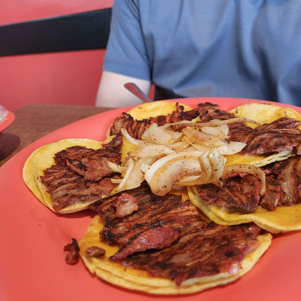 Tacos Del Julio - Trompo regulares - Mexican Near Me - Houston, Texas
