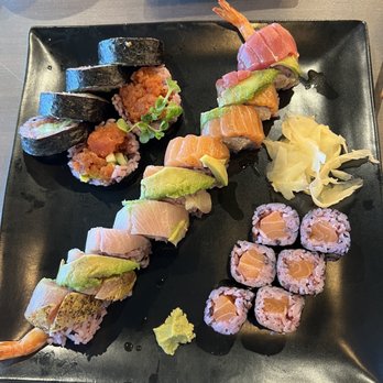 Kuro Sushi - Sushi Bars Near Me - Bellevue, Washington