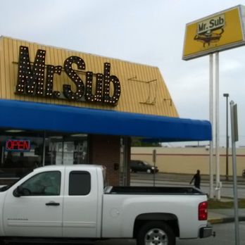 Mr Sub - a truck parked in front of a restaurant - Sandwiches Near Me - Myrtle Beach, South Carolina Mr Sub - a truck parked in front of a restaurant - Sandwiches Near Me - Myrtle Beach, South Carolina