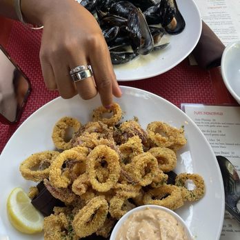 Anis Cafe & Bistro - Calamari and mussels - French Near Me - Atlanta, Georgia