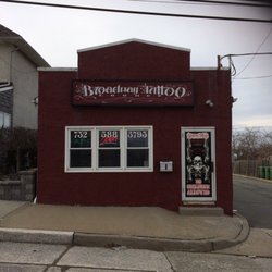 Broadway Tattoo Lounge