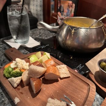 The Melting Pot - Richmond - Double Dippers - Fondue Near Me - Henrico, Virginia The Melting Pot - Richmond - Double Dippers - Fondue Near Me - Henrico, Virginia