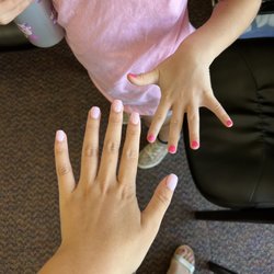 Comfort Nails - Dip mail and regular kids manicure.