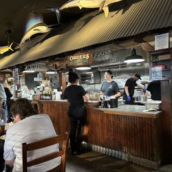 Fisherman's Market & Grill