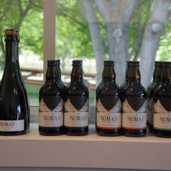 NOMAD Cidery - Closeup of keeved, traditional dry, maple bourbon and pear - Cideries Near Me - Summerland, British Columbia
