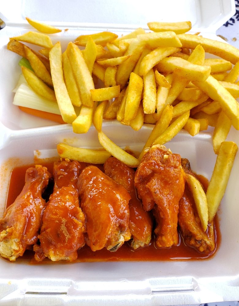 KAJUN KICK 23 Photos & 16 Reviews 14129 Dedeaux Rd, Gulfport, Mississippi Chicken Wings