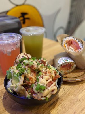 Poke Burri / Lifting Noodles Ramen by null