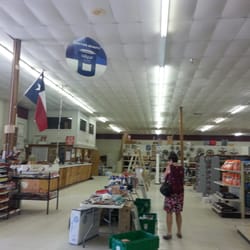 Kilgore's Clear Lake Lumber - Lumber area