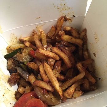Otto's Berlin Döner - Gemüseteller with fries and no sauce, after eating some veggies - German Near Me - Toronto, Ontario