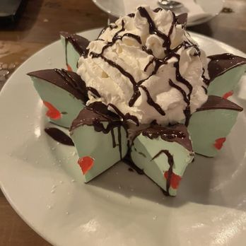 Campania Coal Fired Pizza - Pistachio tartufo - Pizza Near Me - Brooklyn, New York