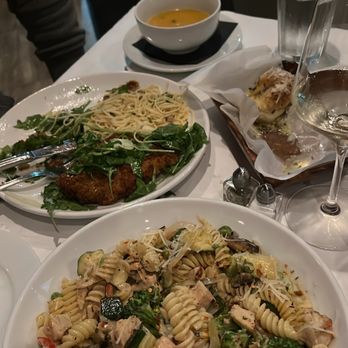 MA'S Italian Kitchen - PASTA PRIMAVERA with chicken, CHICKEN MILANESE, CHICKEN ORZO SOUP - Italian Near Me - Burbank, California