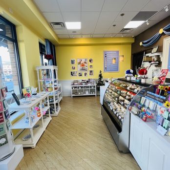 Nothing Bundt Cakes - the inside of a store - Bakeries Near Me - Newton, Massachusetts Nothing Bundt Cakes - the inside of a store - Bakeries Near Me - Newton, Massachusetts