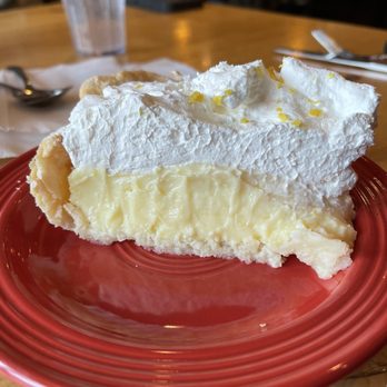Glacier Highland Restaurant - Lemon cream pie - American Near Me - West Glacier, Montana Glacier Highland Restaurant - Lemon cream pie - American Near Me - West Glacier, Montana