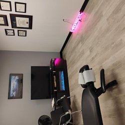 Good Life Family Chiropractic - Adjustment Room.jpg